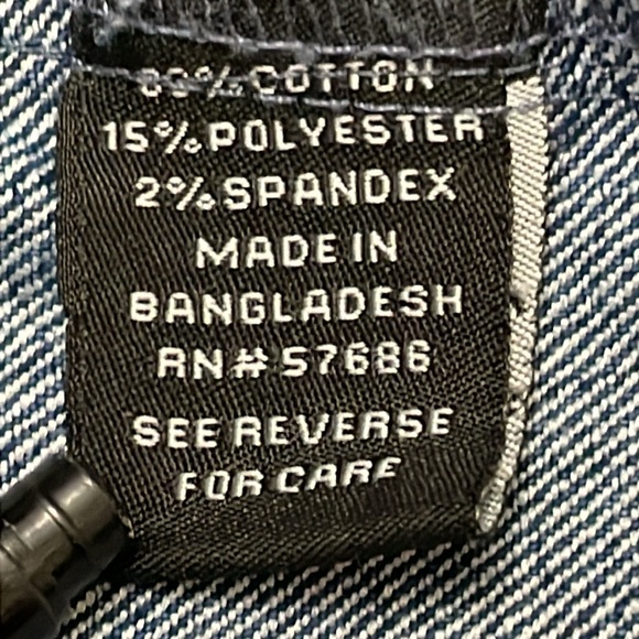 New Look, distressed jean vest. Size L - Picture 8 of 9